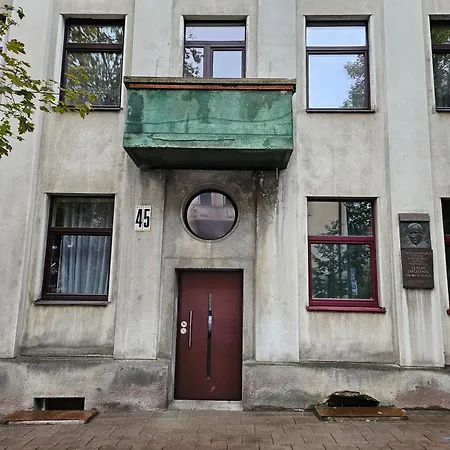 Guest house Lova Centre Prie Funikulieriaus Kaunas